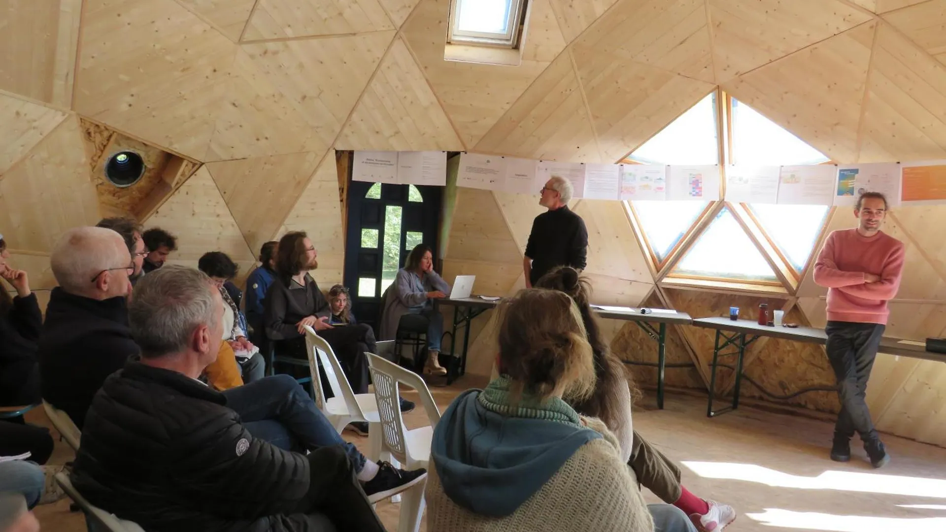 Camping Eco-Touristique Et Tiers-Lieu Apprenant - Kerbouzier Melgven Parque de Campismo
