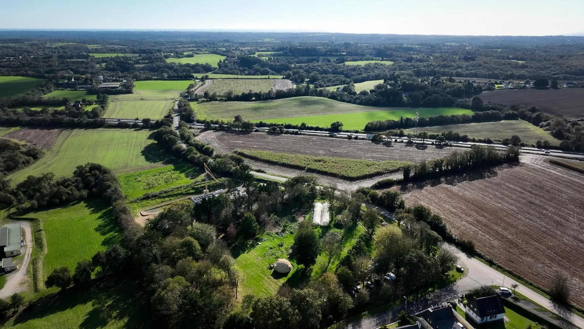 Camping Eco-Touristique Et Tiers-Lieu Apprenant - Kerbouzier Melgven