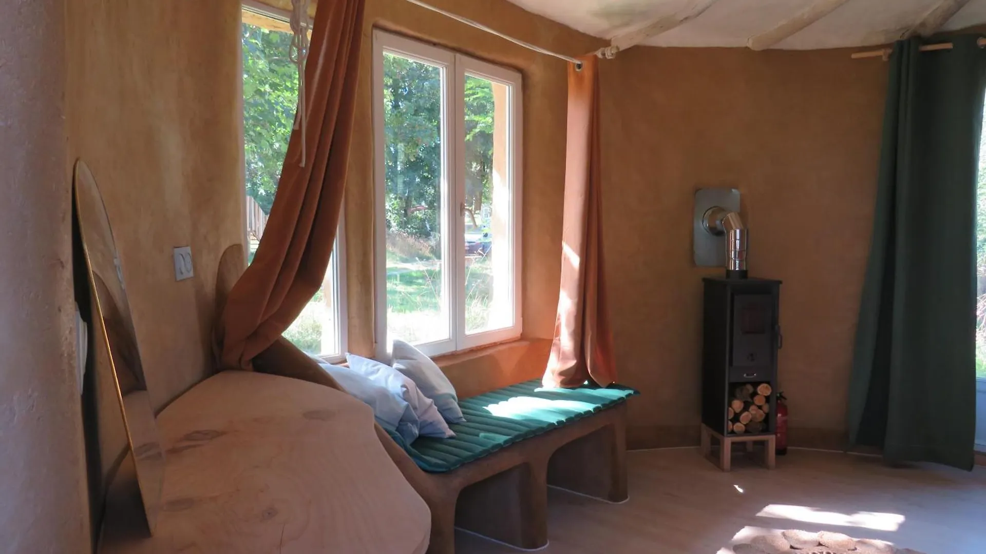 Parque de Campismo Camping Eco-Touristique Et Tiers-Lieu Apprenant - Kerbouzier Melgven França